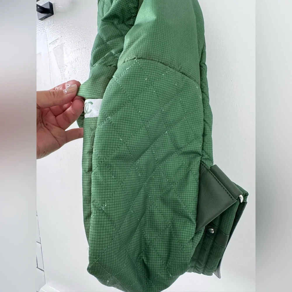 CHANEL Green Quilted Backpack - Picture 5 of 14